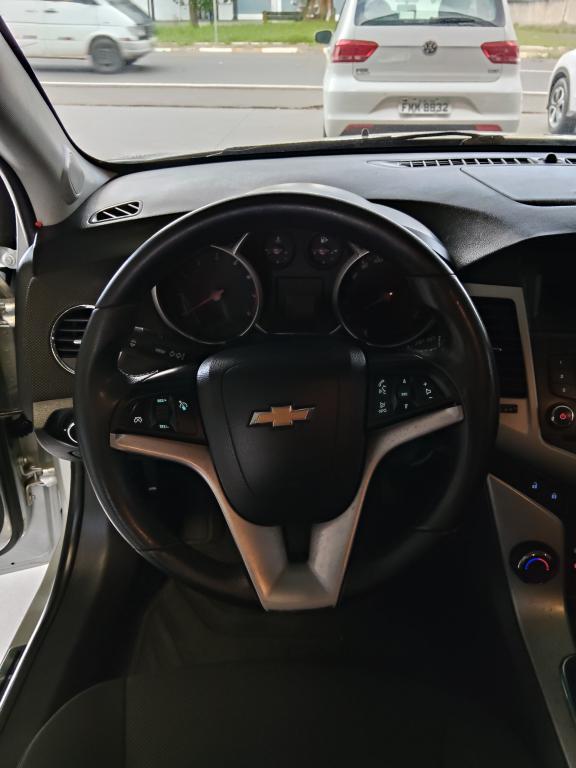 CHEVROLET Cruze Hatch - Foto