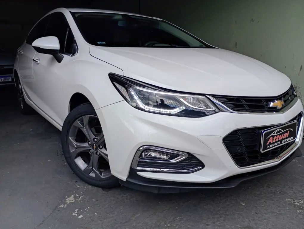 CHEVROLET Cruze Hatch - Foto