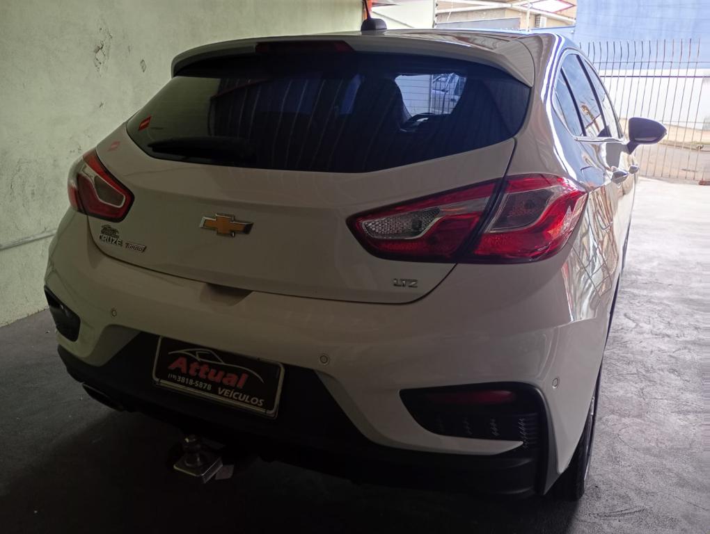 CHEVROLET Cruze Hatch - Foto