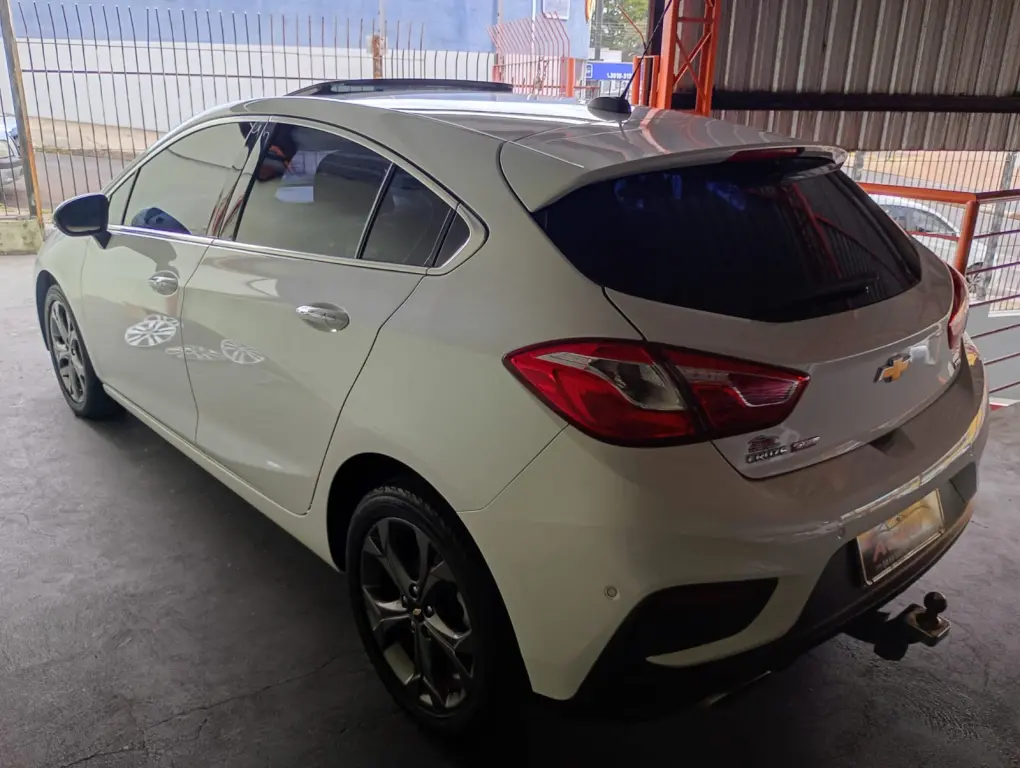 CHEVROLET Cruze Hatch - Foto