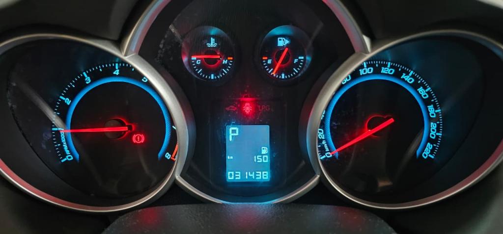 CHEVROLET Cruze Hatch - Foto