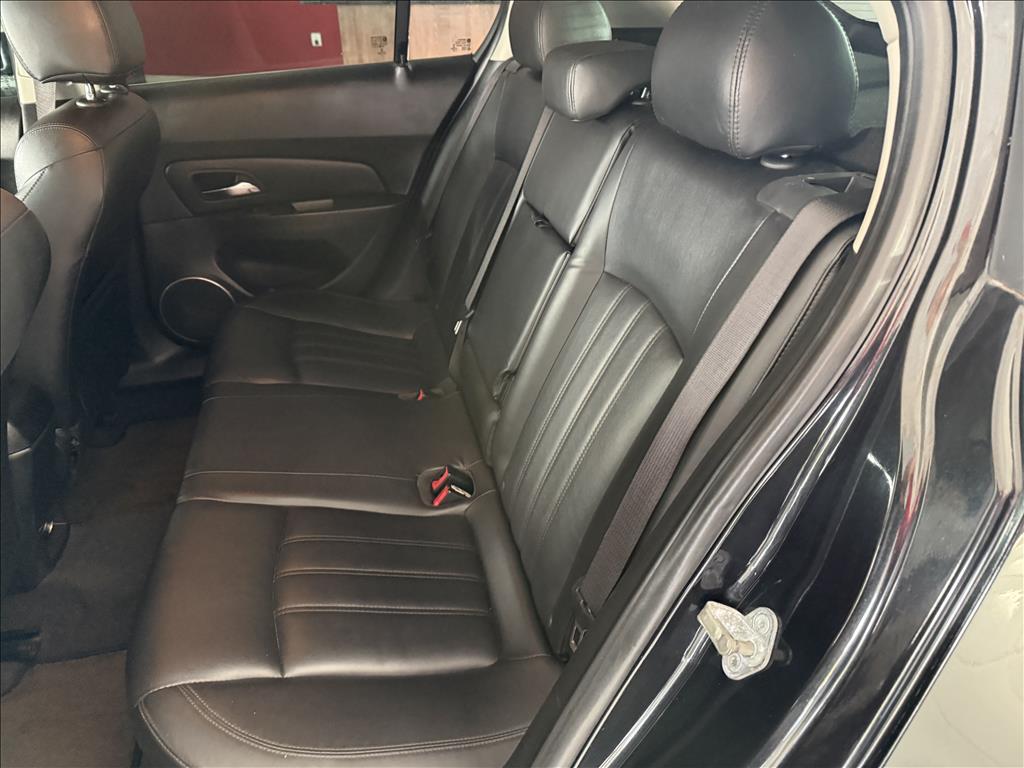 CHEVROLET Cruze Hatch - Foto