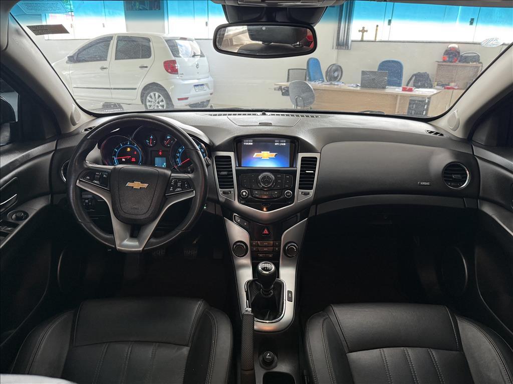 CHEVROLET Cruze Hatch - Foto