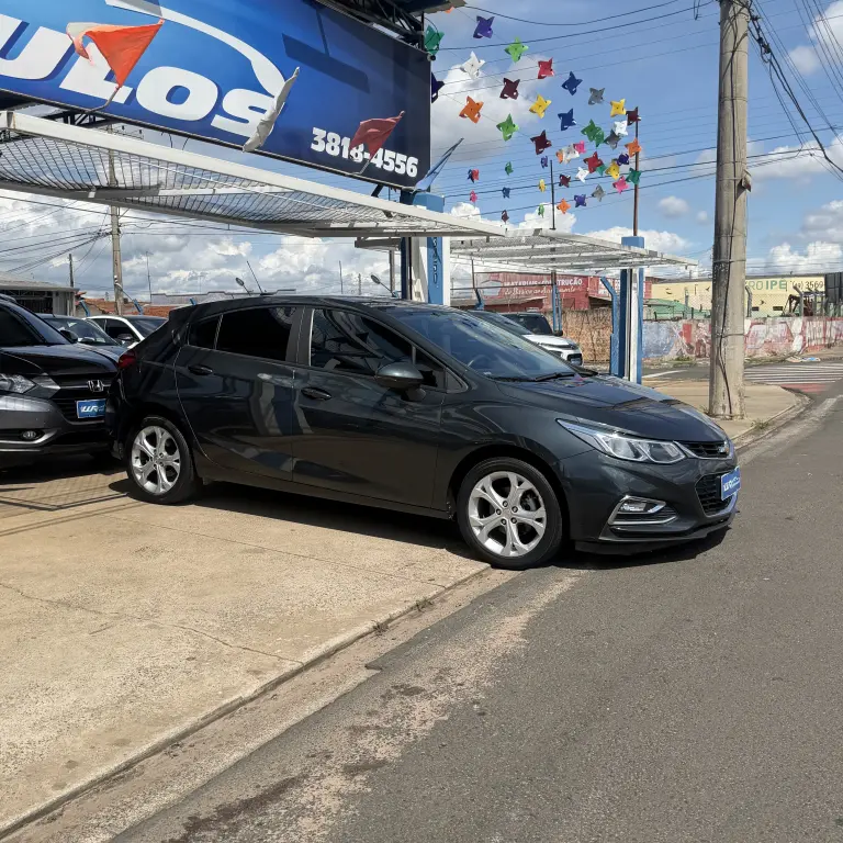 CHEVROLET Cruze Hatch - Foto