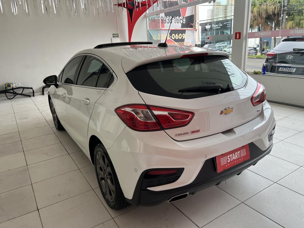 CHEVROLET Cruze Hatch - Foto