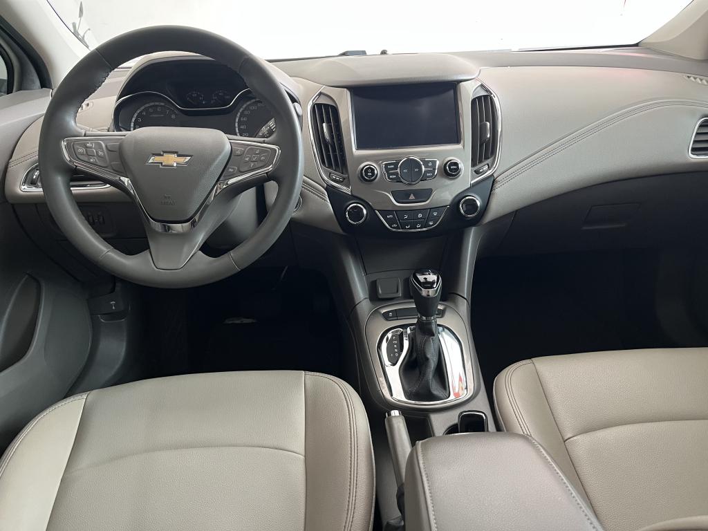 CHEVROLET Cruze Hatch - Foto