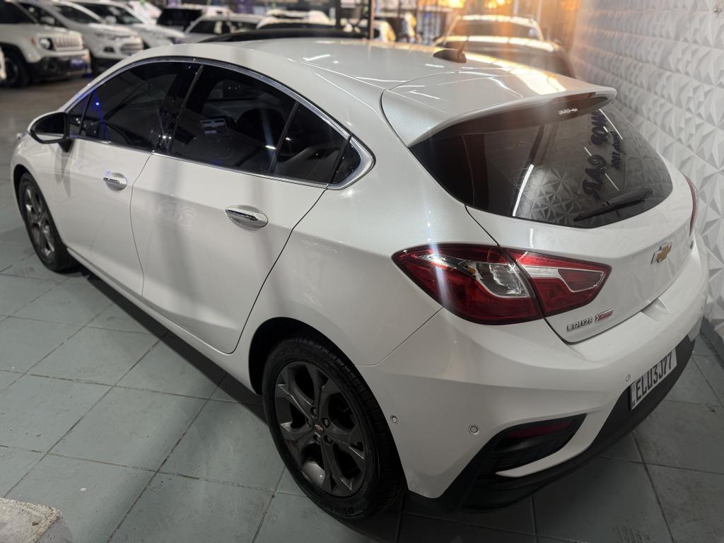 CHEVROLET Cruze Hatch - Foto