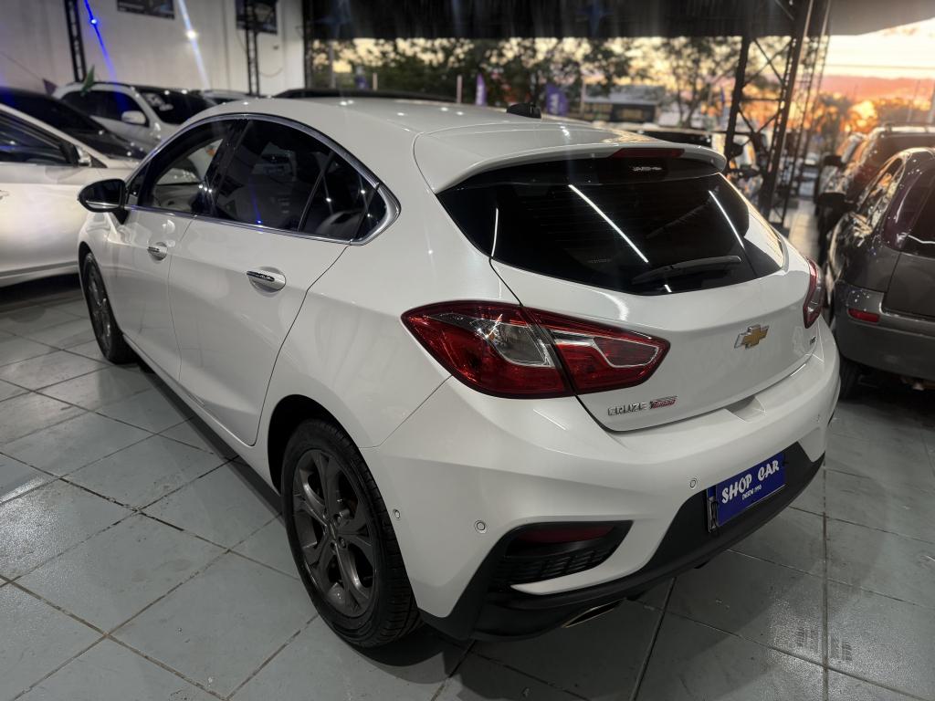 CHEVROLET Cruze Hatch - Foto