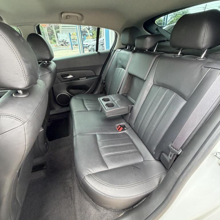 CHEVROLET Cruze Hatch - Foto