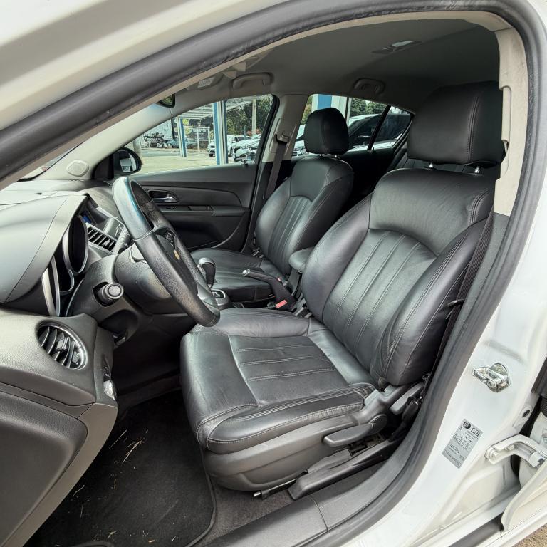 CHEVROLET Cruze Hatch - Foto