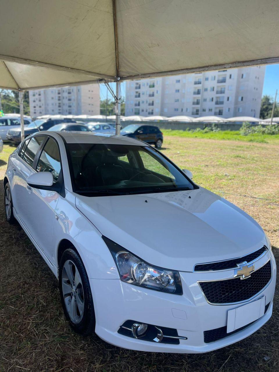 CHEVROLET Cruze Hatch - Foto