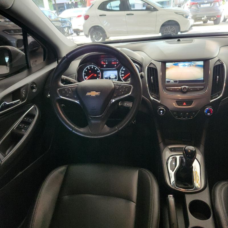 CHEVROLET Cruze Hatch - Foto