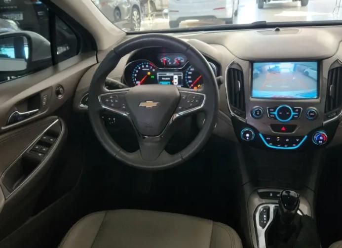CHEVROLET Cruze Hatch - Foto