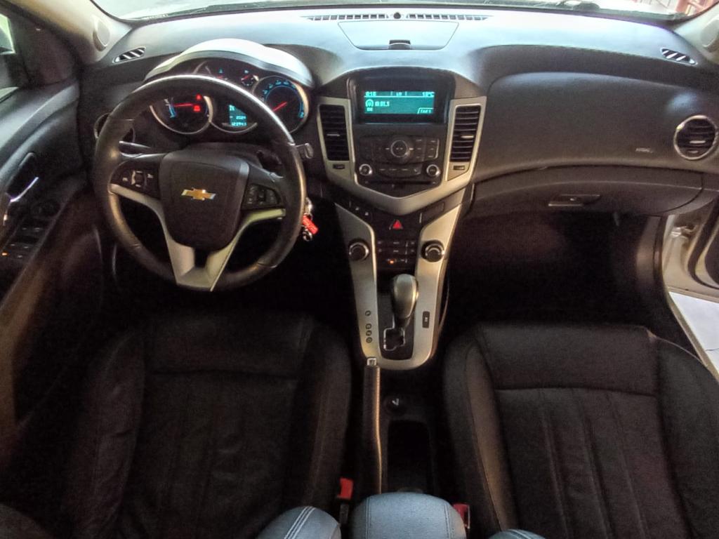 CHEVROLET Cruze Hatch - Foto