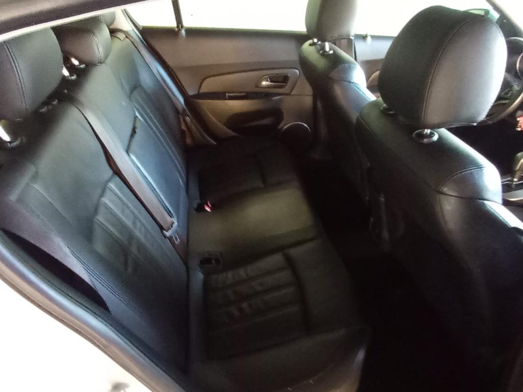 CHEVROLET Cruze Hatch - Foto