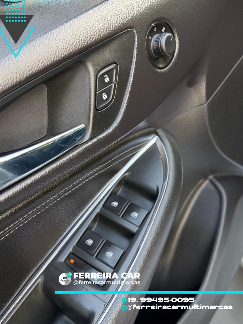 CHEVROLET Cruze Hatch - Foto