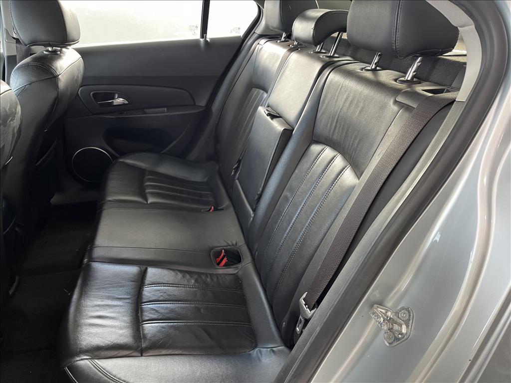 CHEVROLET Cruze Sedan - Foto