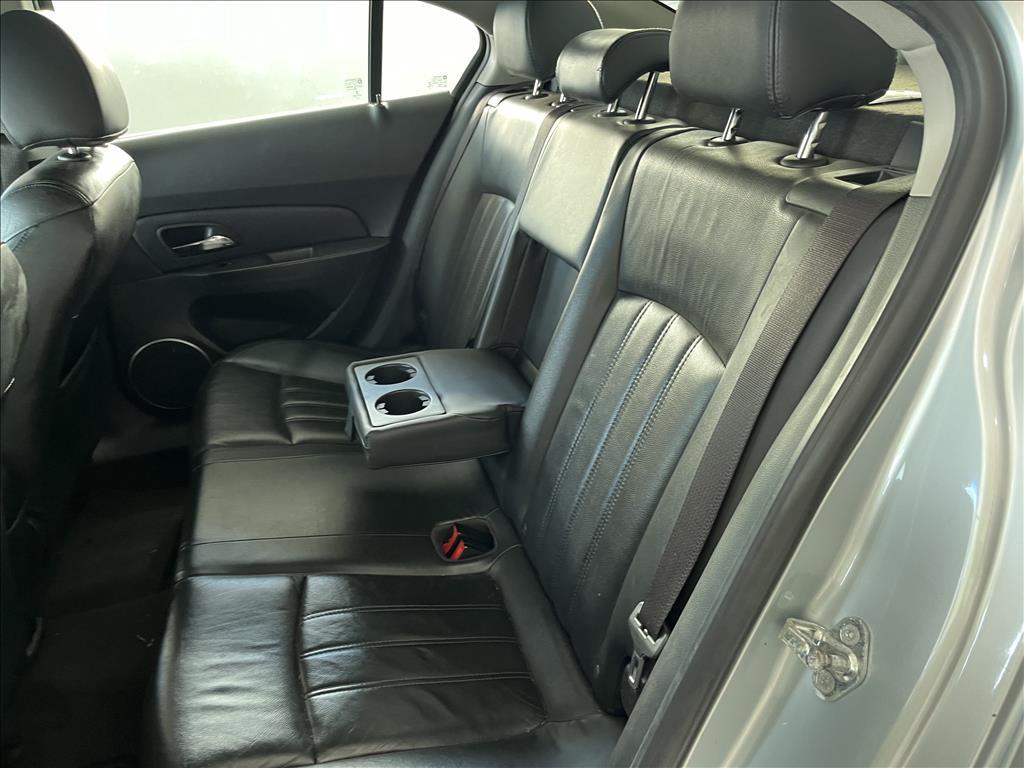 CHEVROLET Cruze Sedan - Foto