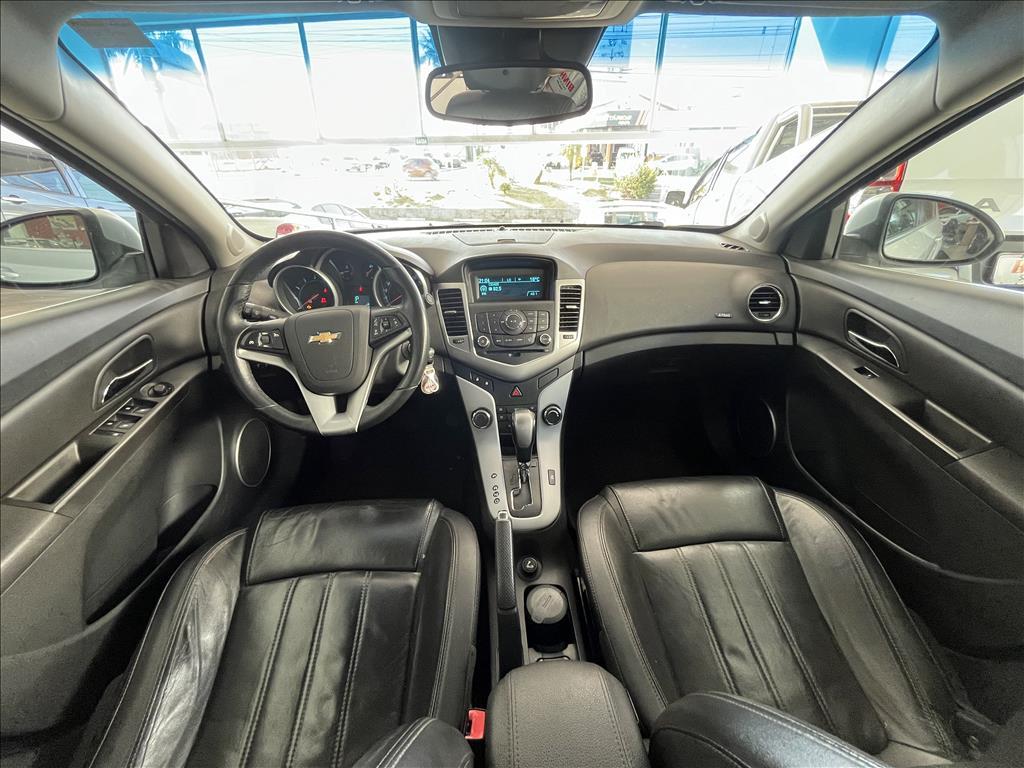 CHEVROLET Cruze Sedan - Foto