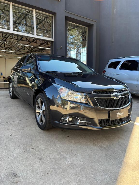 CHEVROLET Cruze Sedan - Foto