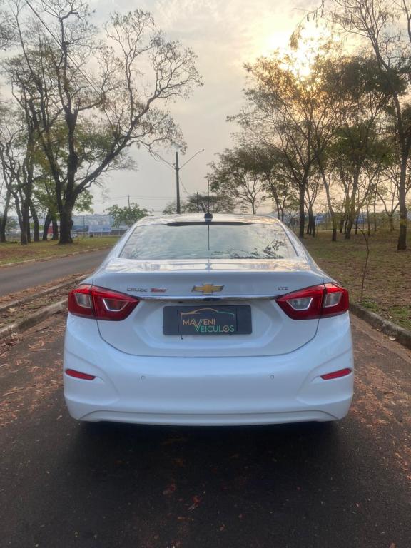 CHEVROLET Cruze Sedan - Foto