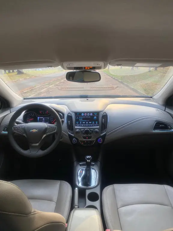 CHEVROLET Cruze Sedan - Foto