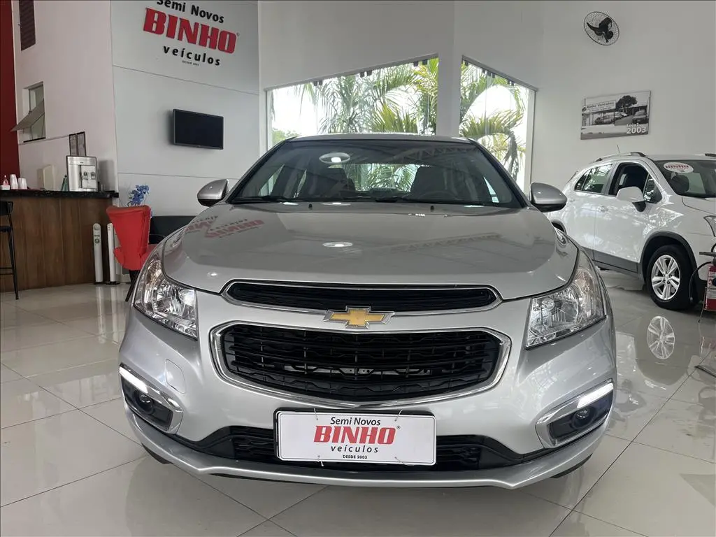 CHEVROLET Cruze Sedan - Foto