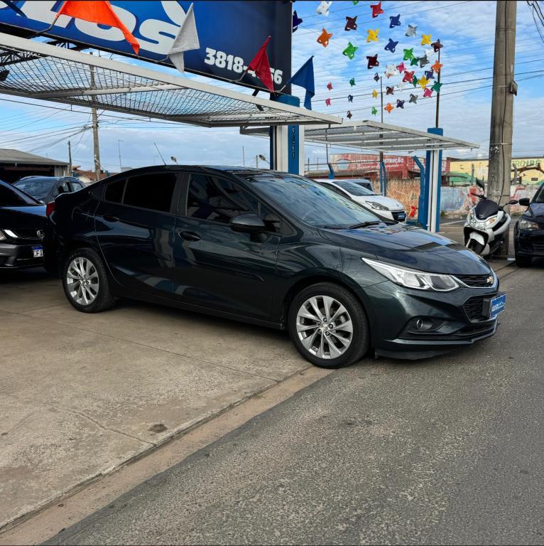 CHEVROLET Cruze Sedan - Foto