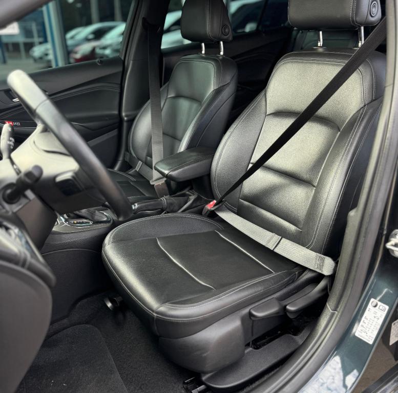 CHEVROLET Cruze Sedan - Foto