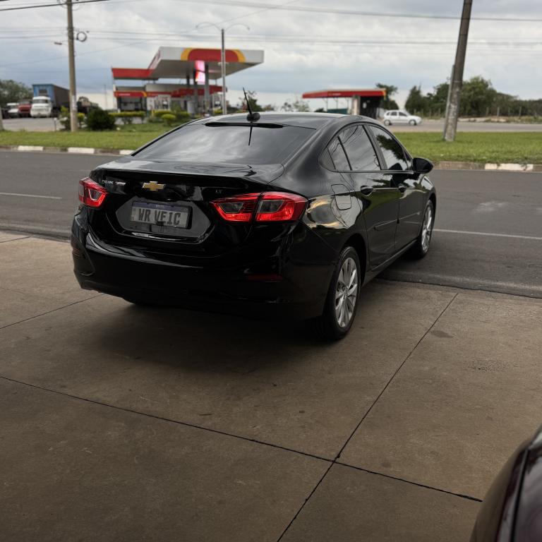 CHEVROLET Cruze Sedan - Foto