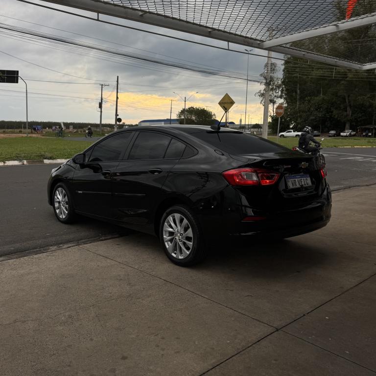 CHEVROLET Cruze Sedan - Foto