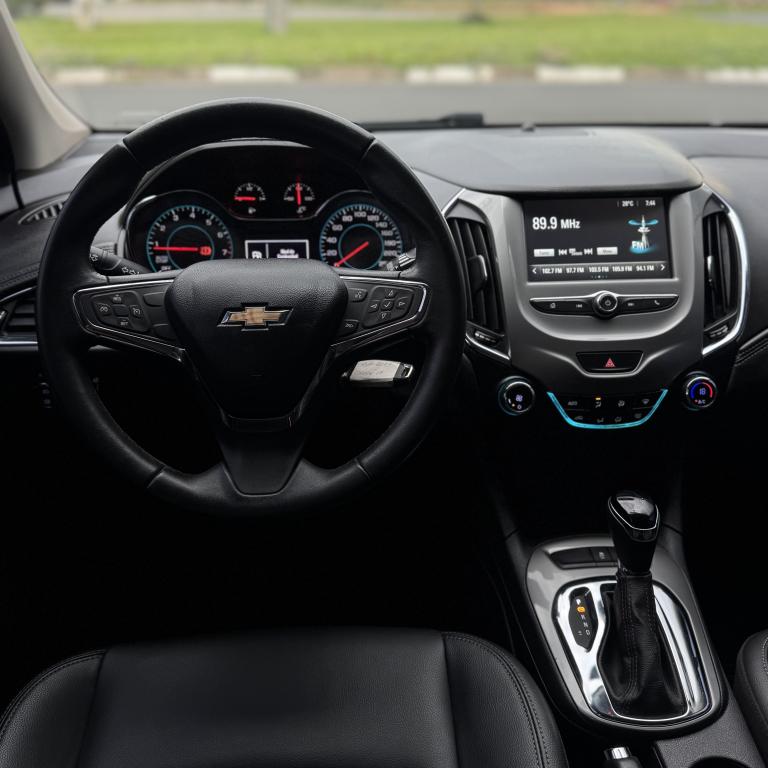 CHEVROLET Cruze Sedan - Foto
