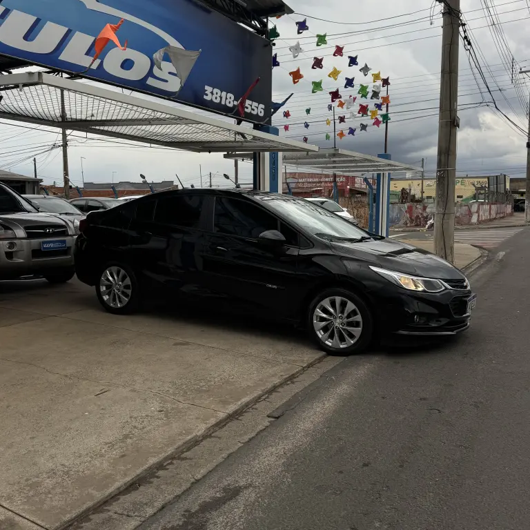 CHEVROLET Cruze Sedan - Foto