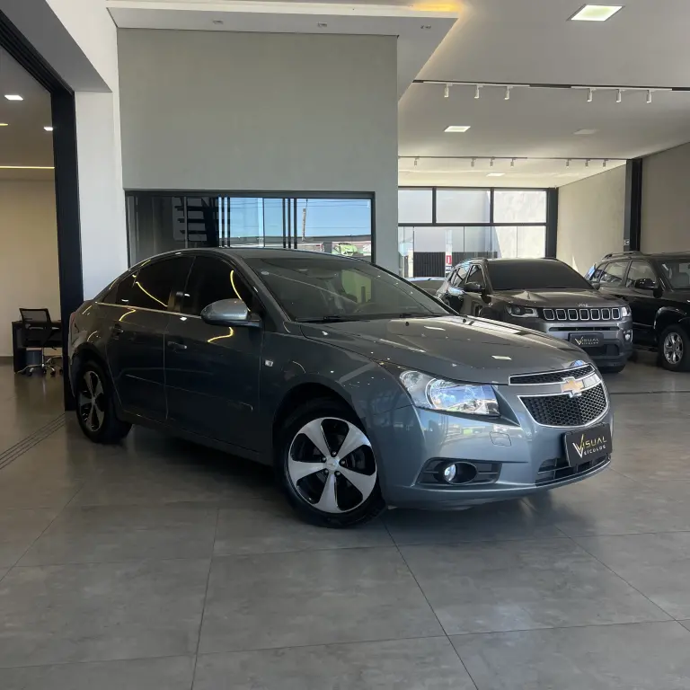 CHEVROLET Cruze Sedan - Foto