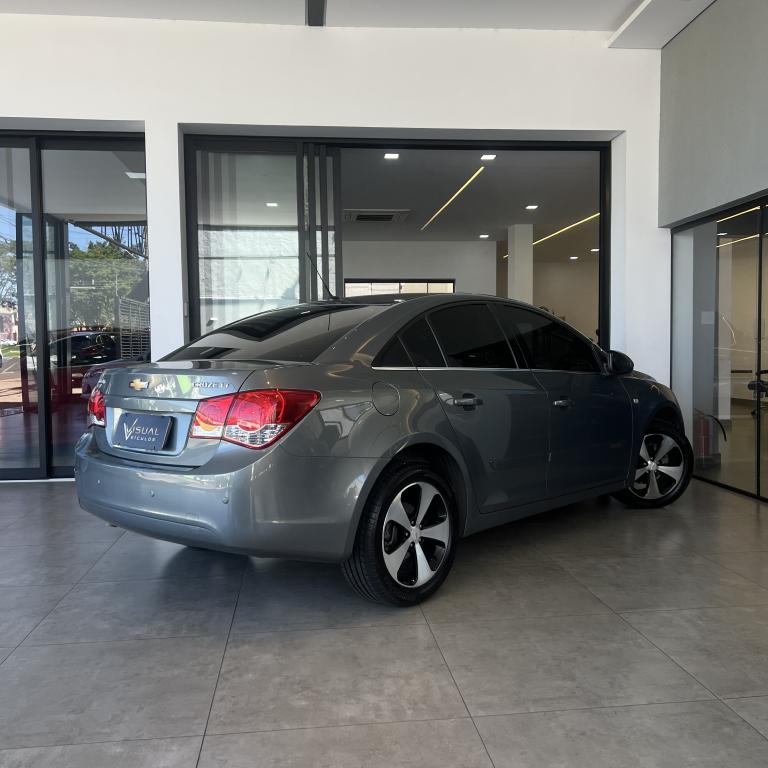 CHEVROLET Cruze Sedan - Foto