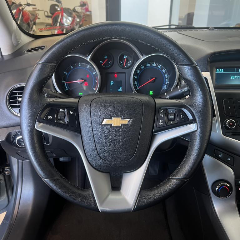 CHEVROLET Cruze Sedan - Foto