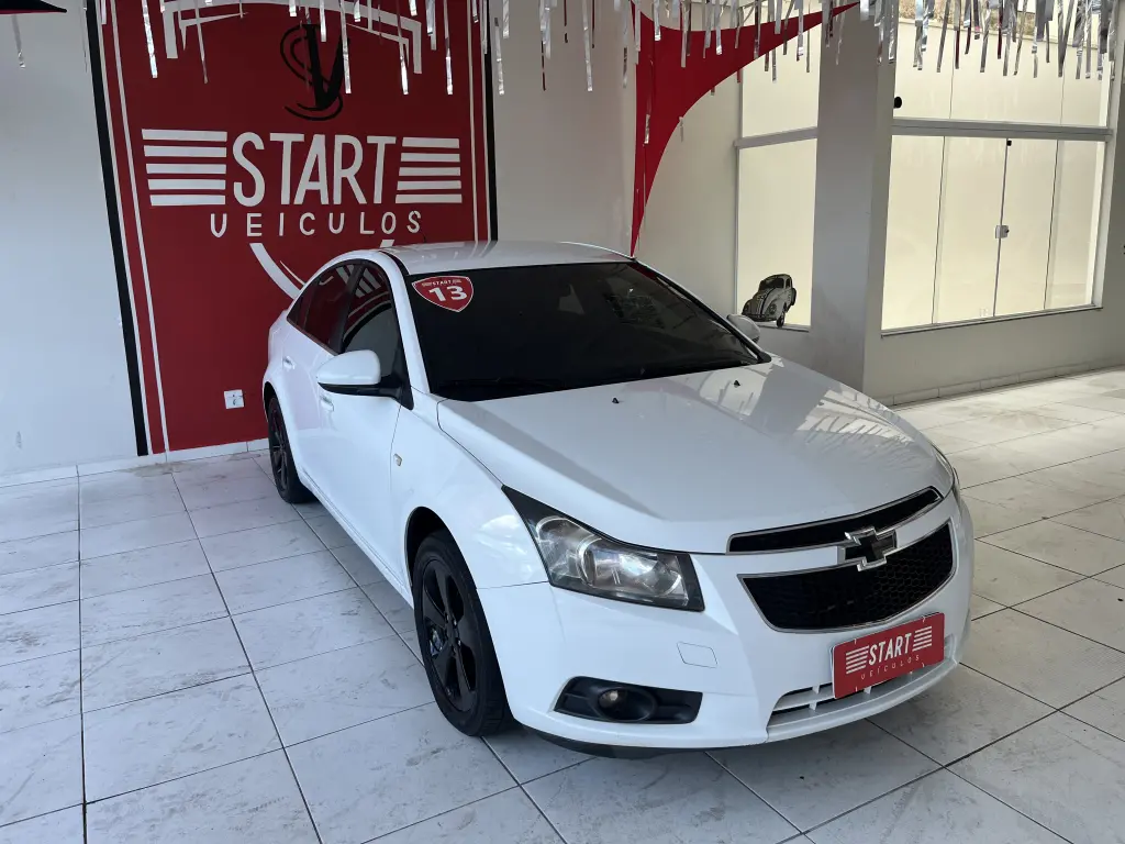 CHEVROLET Cruze Sedan - Foto