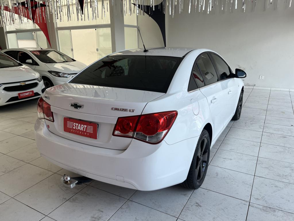 CHEVROLET Cruze Sedan - Foto