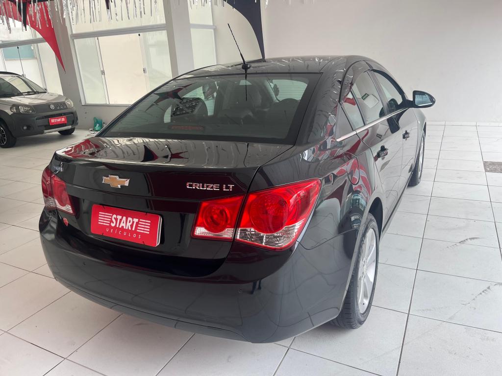 CHEVROLET Cruze Sedan - Foto