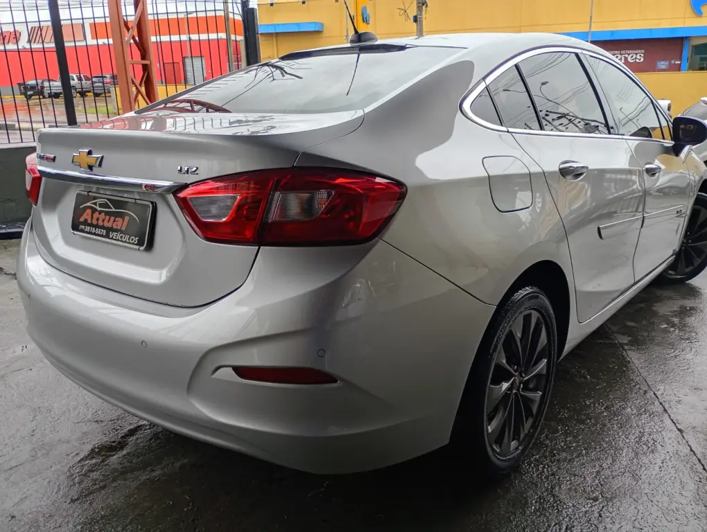 CHEVROLET Cruze Sedan - Foto