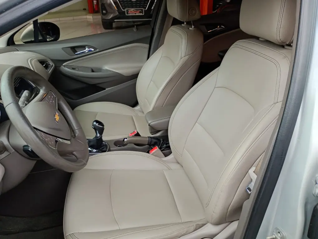 CHEVROLET Cruze Sedan - Foto