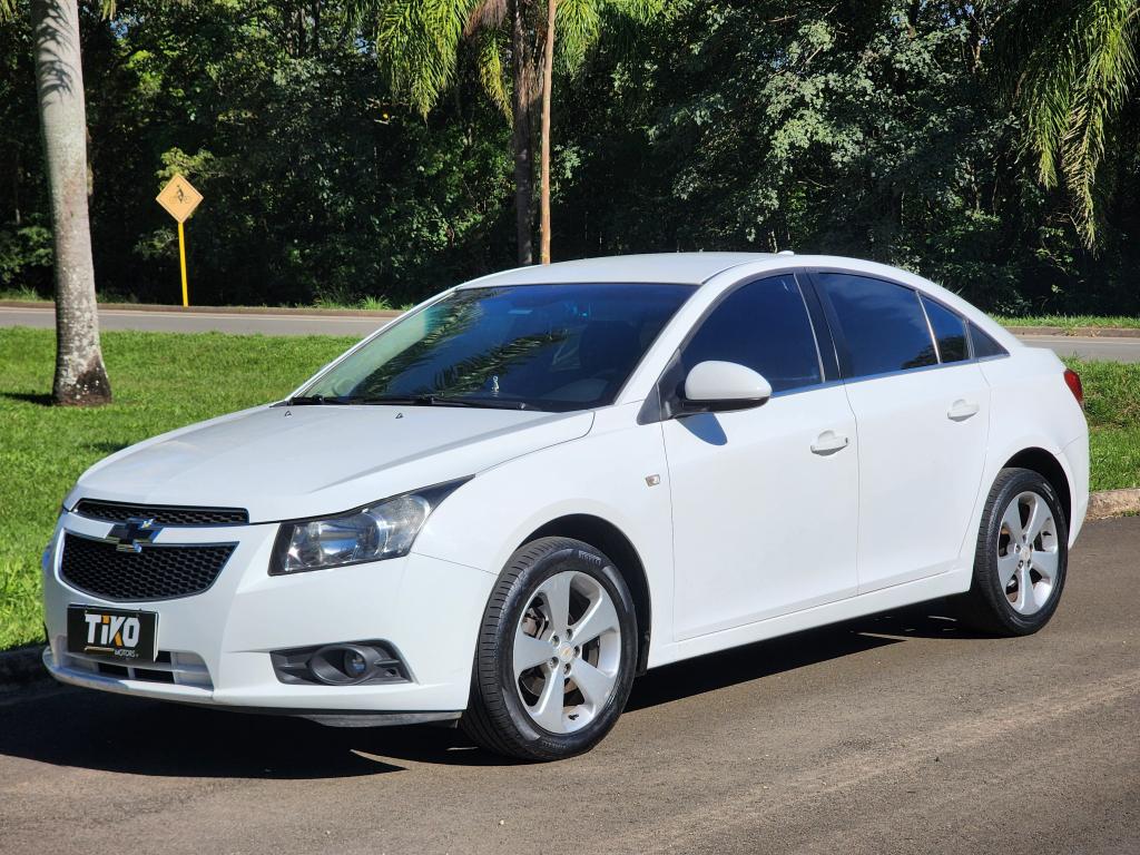 CHEVROLET Cruze Sedan - Foto