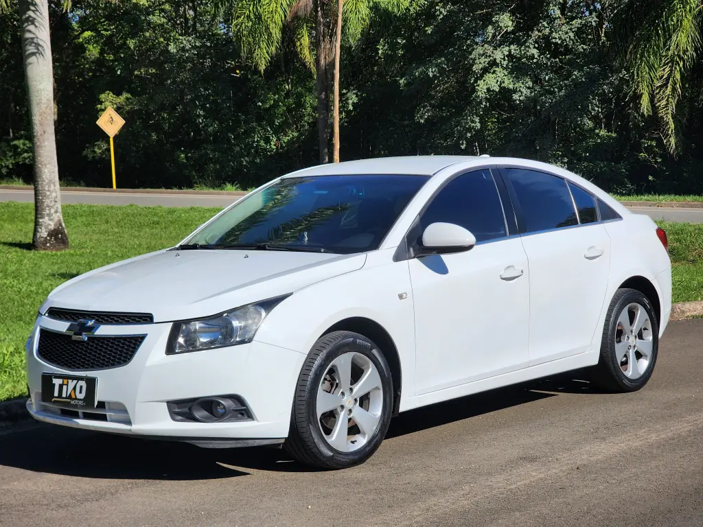 CHEVROLET Cruze Sedan