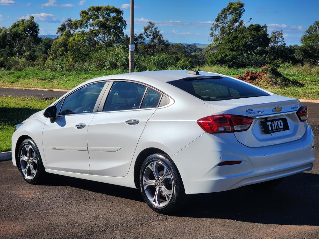 CHEVROLET Cruze Sedan - Foto