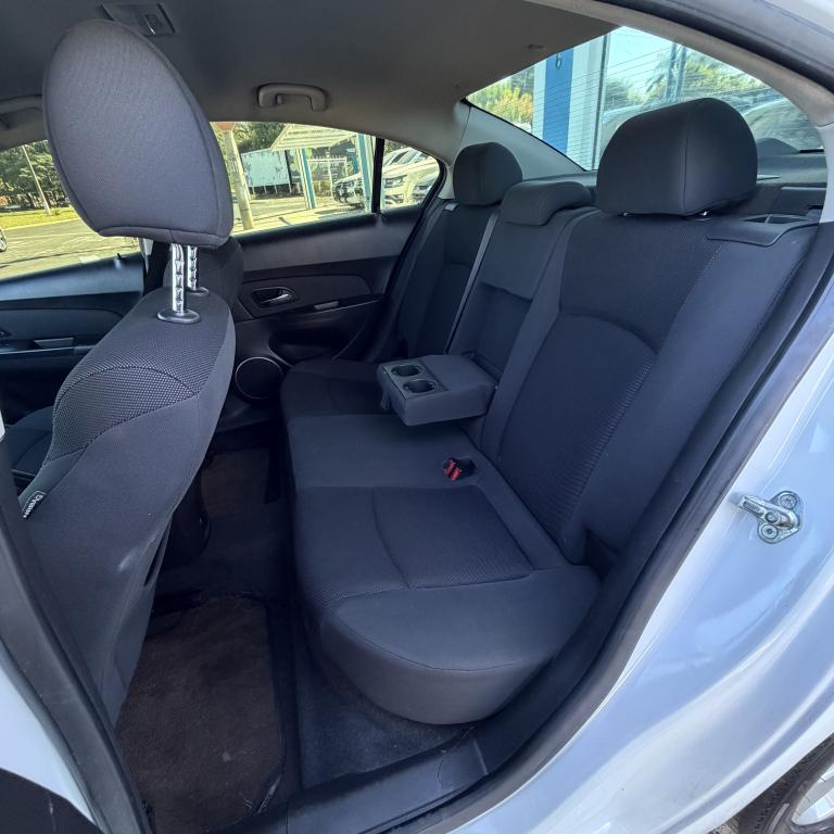 CHEVROLET Cruze Sedan - Foto