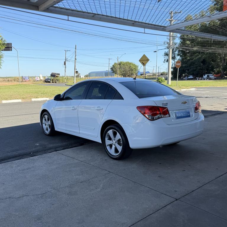 CHEVROLET Cruze Sedan - Foto
