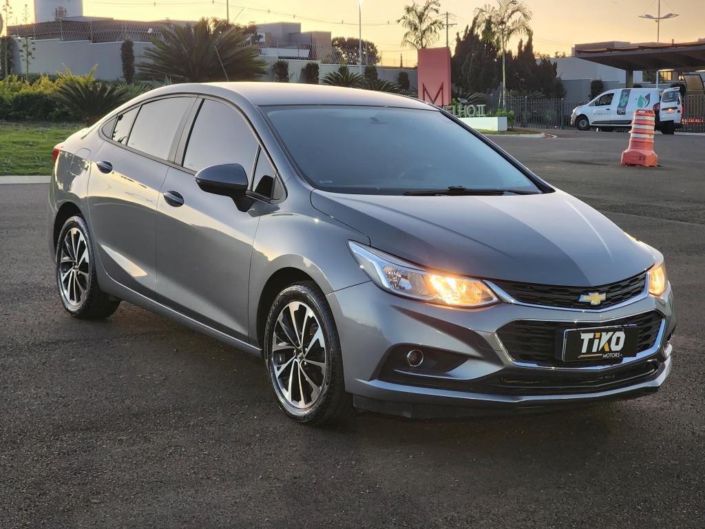 CHEVROLET Cruze Sedan - Foto