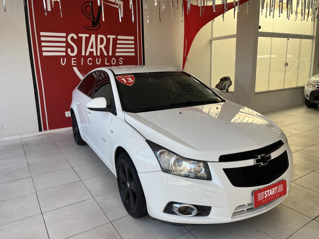 CHEVROLET Cruze Sedan - Foto