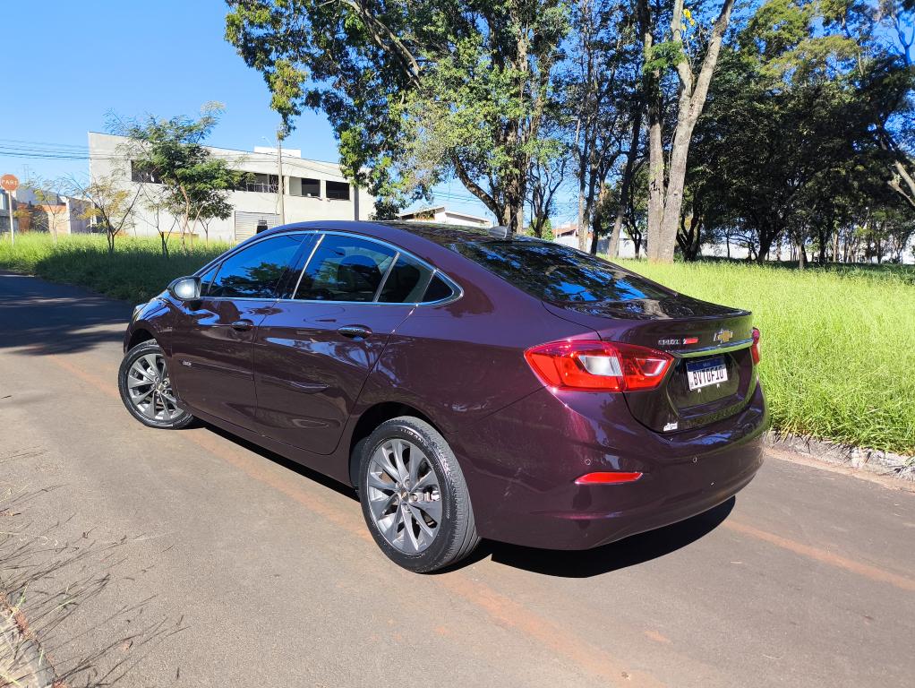 CHEVROLET Cruze Sedan - Foto