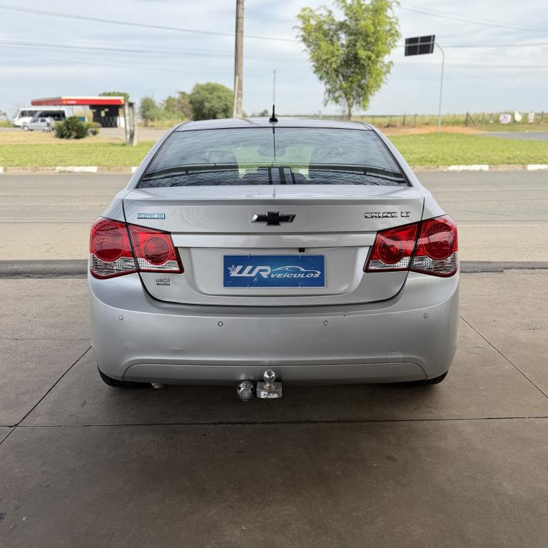 CHEVROLET Cruze Sedan - Foto